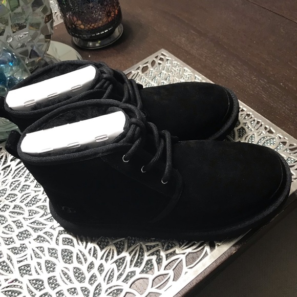 Ugg boots - Picture 1 of 7